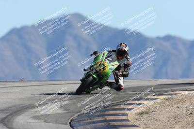 media/Dec-07-2025-CVMA (Sun) [[3e7d2de5dc]]/Race 5-Formula UL-CVMA Hooligans-American Thunder/